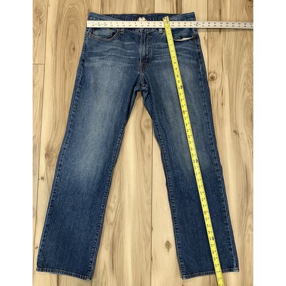 Lucky Brand Men’s Jeans 34 Regular Vintage Straight Fit - Picture 2 of 12